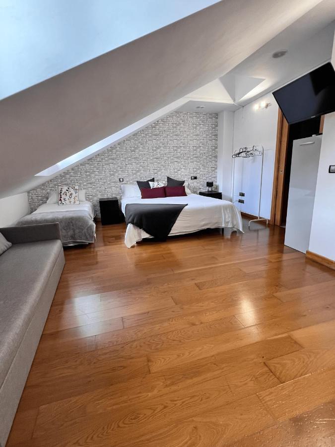 Apartamentos San Antonio アランダ・デ・ドゥエロ エクステリア 写真
