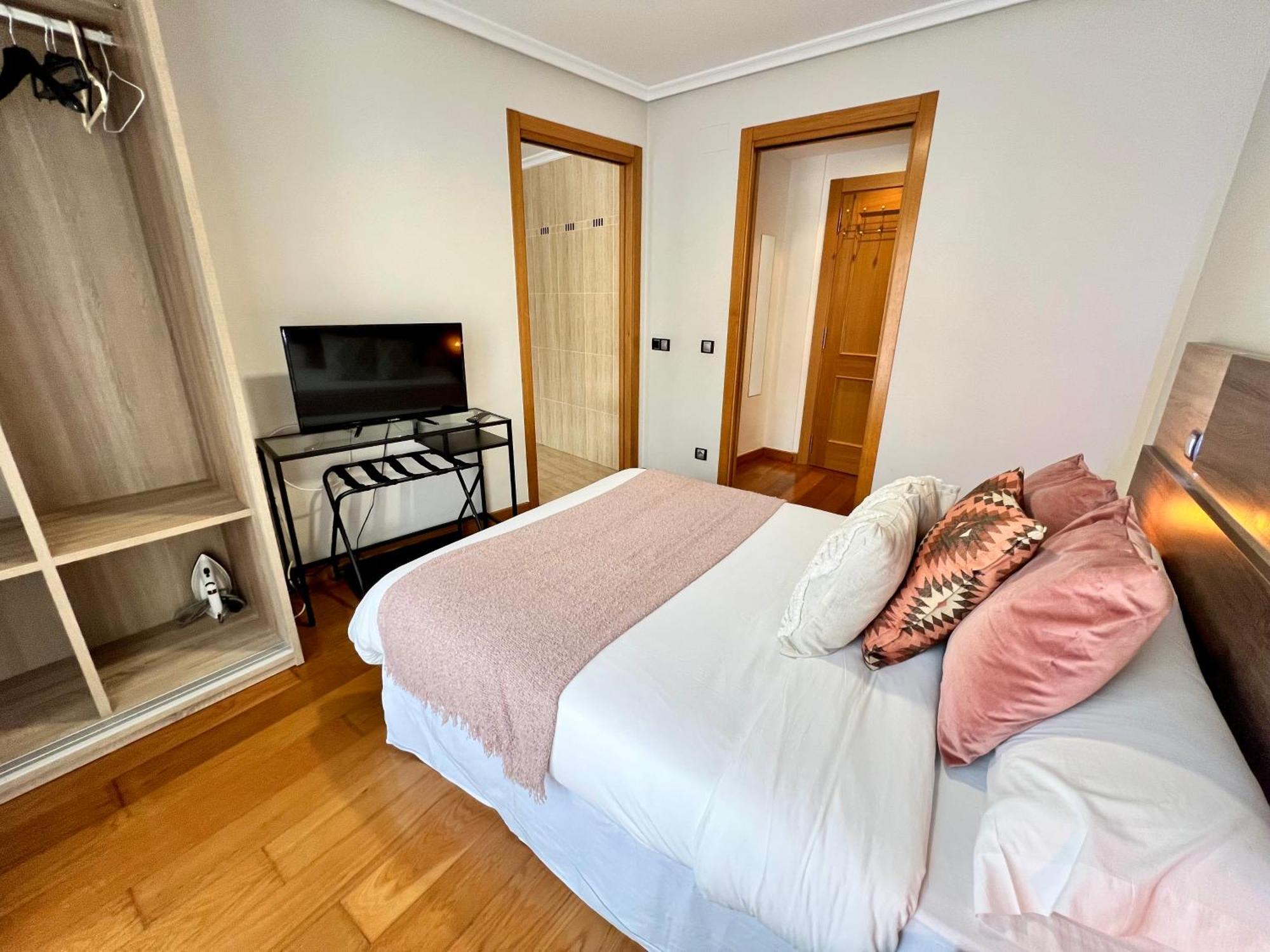 Apartamentos San Antonio アランダ・デ・ドゥエロ エクステリア 写真